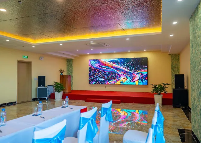 Khách sạn Grand 4*