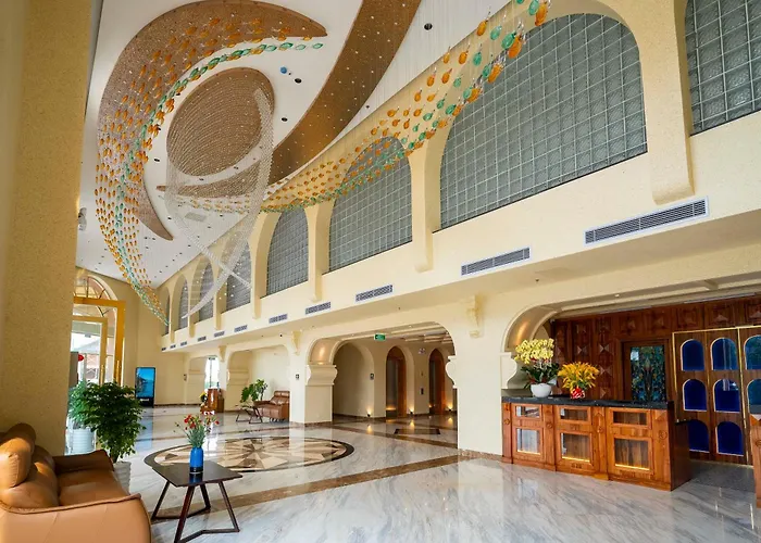 Khách sạn Grand 4*