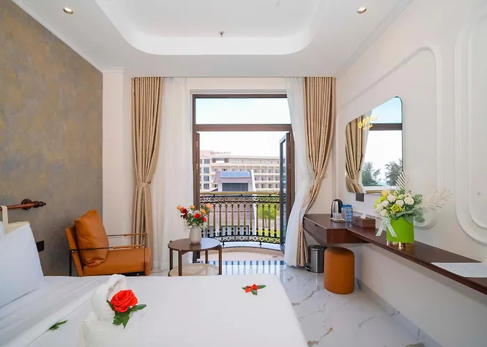 Grand Khách sạn