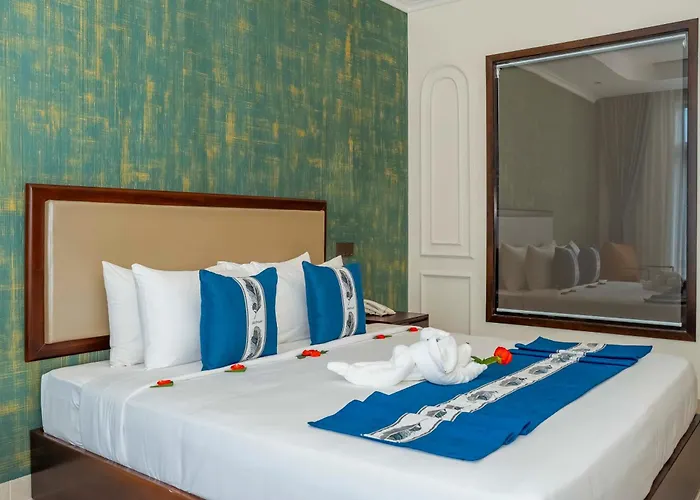 Grand Khách sạn Phan Thiết
