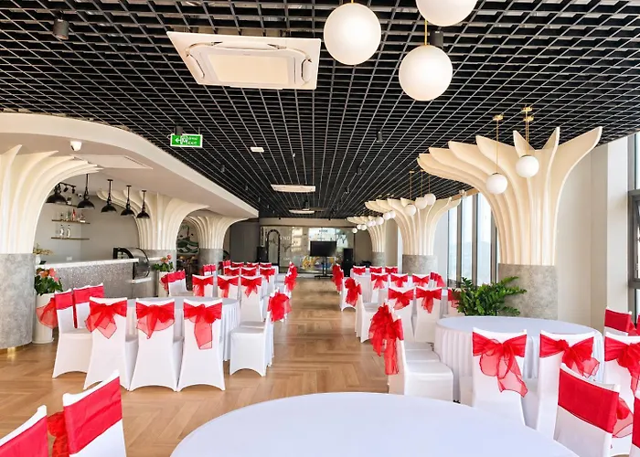 Отель Grand 4*